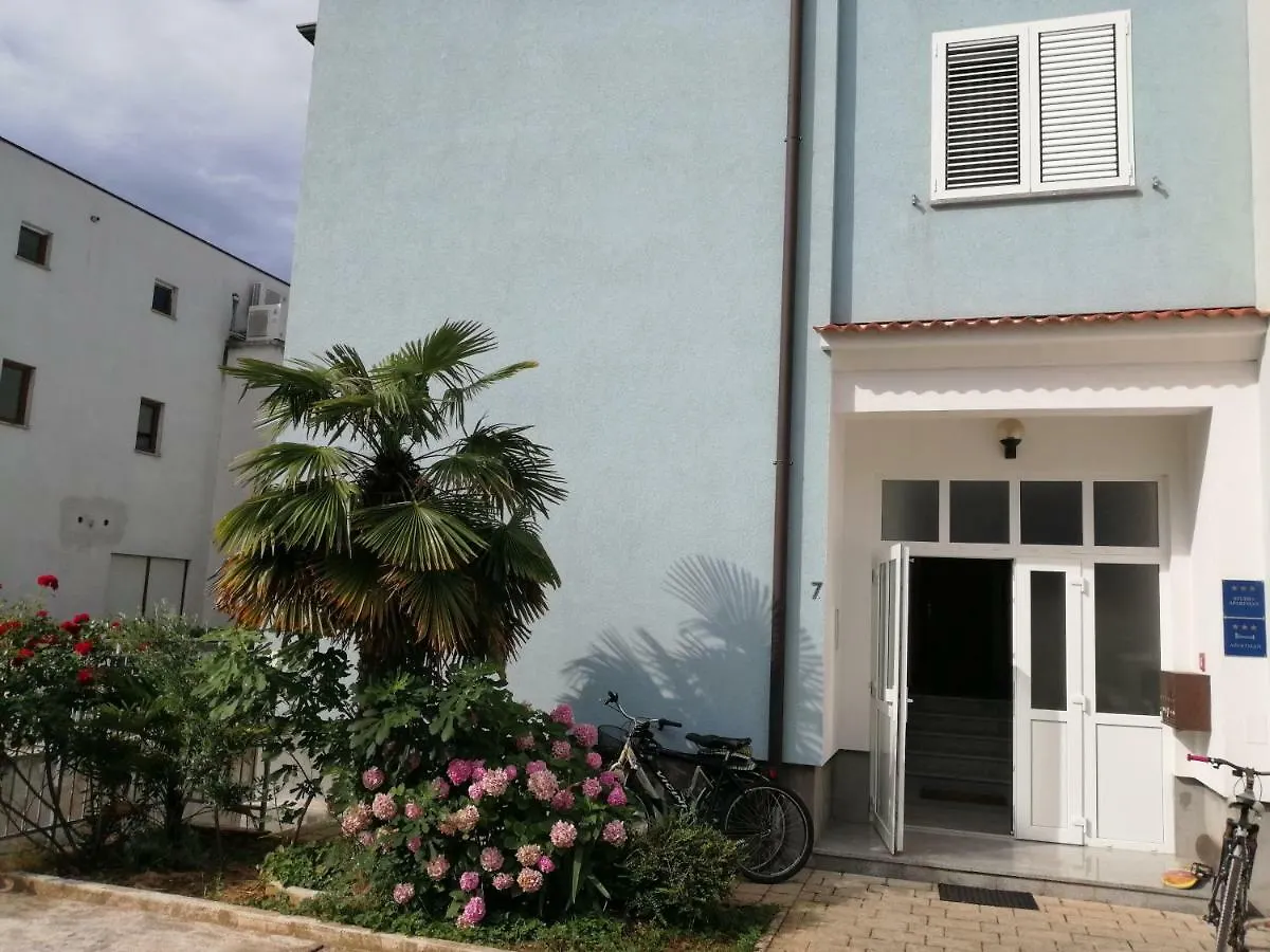 Lea Apartment Rovinj 0*,