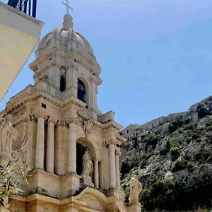  Casa vacanze Intown - Dammuso In Pieno Centro Storico Italia