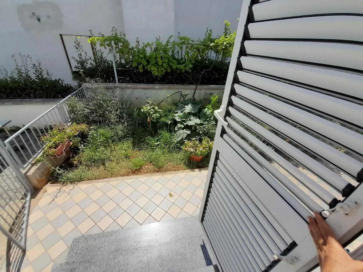 Lea Apartment Rovinj 0*,